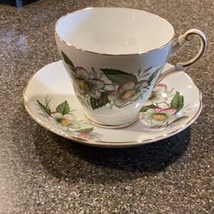 Regency English Bone China teacup and saucer. Made in England. EUC